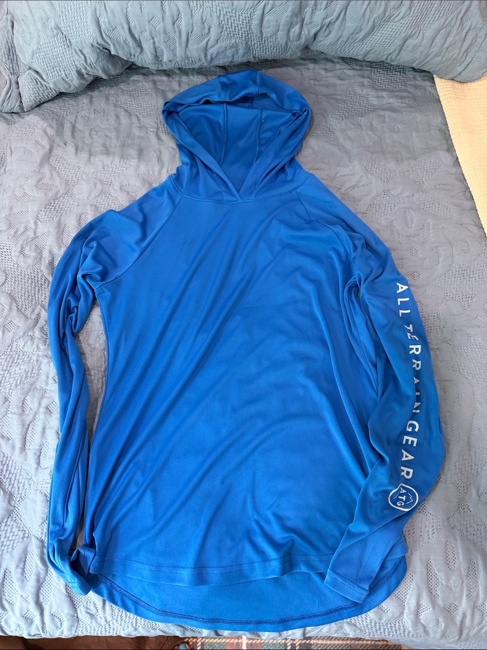 Wrangler All Terrain Gear ATG Blue Performance Hoodie Women’s Medium M